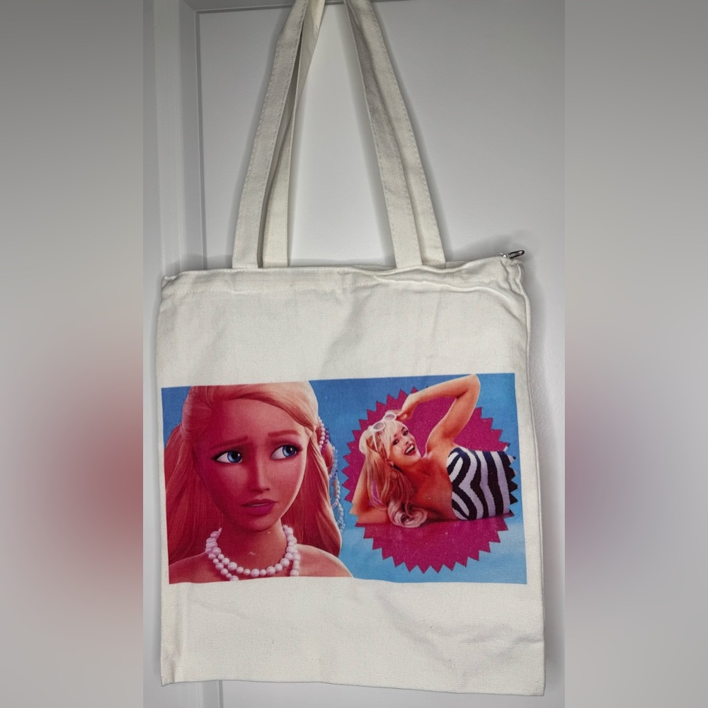 Barbie movie White canvas zippered Tote Bag Margot Robbie Barbie doll large NWOT